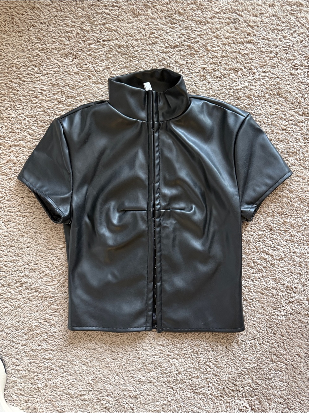 Women’s Black Short-Sleeve Faux Leather Jacket